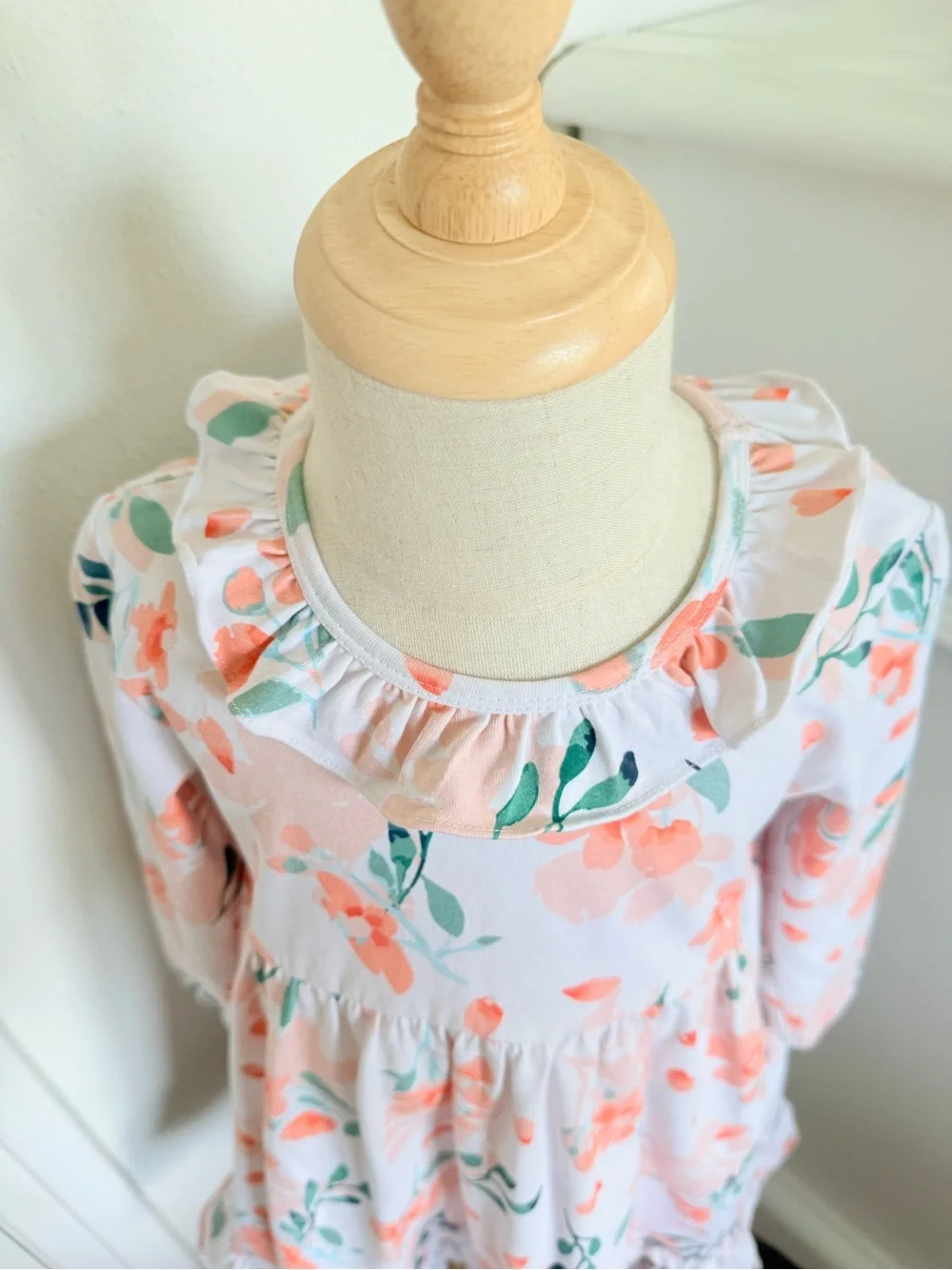 STITCHY-FISH Girls 3T Peach Floral Ruffle Collar Long Sleeve Dress